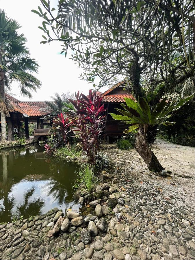 Sahom Valley Resort Jeram  Buitenkant foto