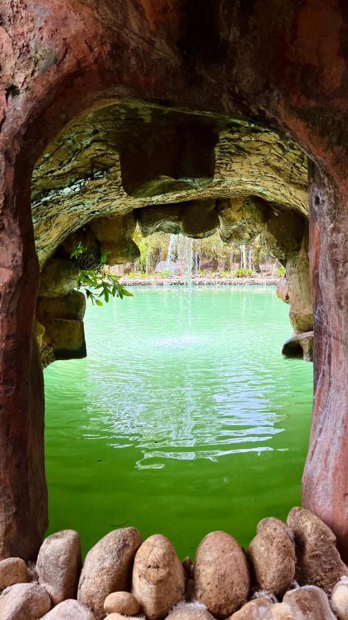 Sahom Valley Resort Jeram  Buitenkant foto